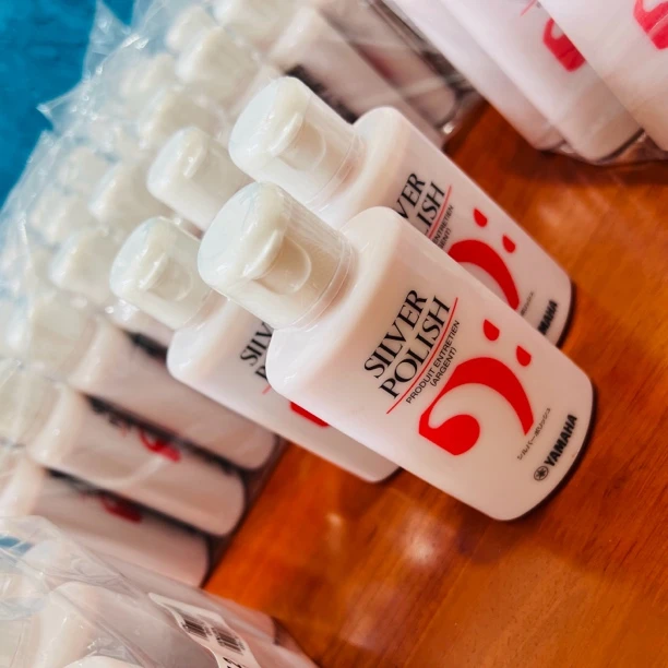 乐器用擦银膏擦银水正品长笛黑管小号乐器保养萨克斯表面清洁剂