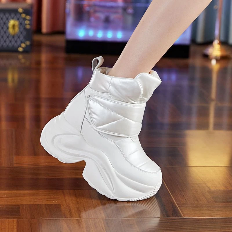 增高8cm老爹鞋女2024冬新款加绒加厚雪地靴厚底休闲百搭保暖棉鞋