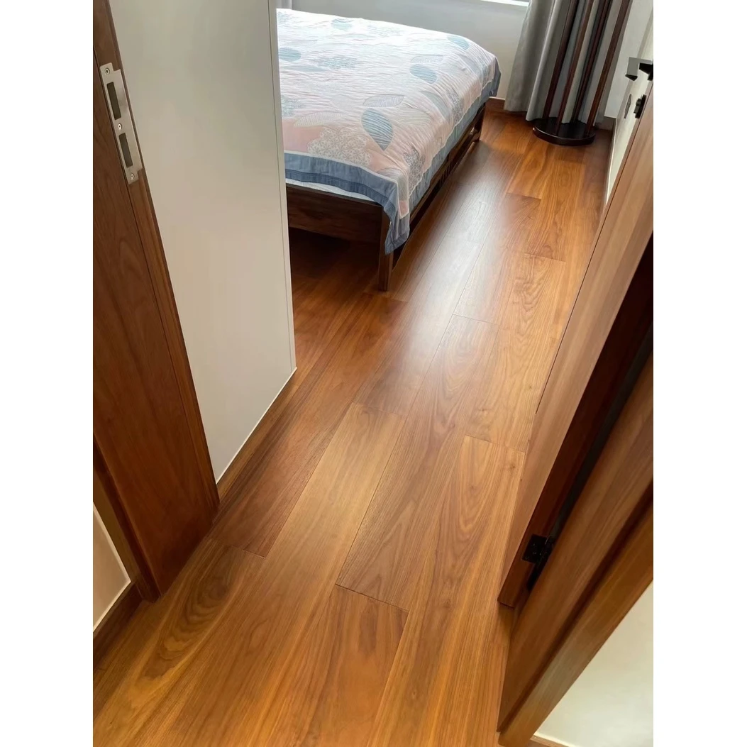 某自然，11#新三层实木地板防水地暖黑胡桃色新中式自建房诧寂风