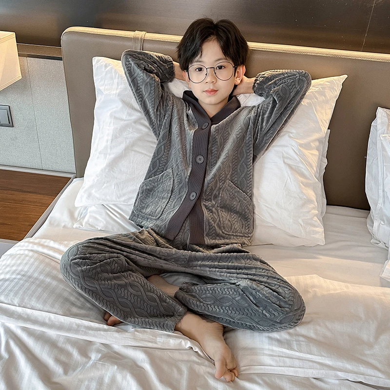 儿童睡衣加厚秋冬季2024新款珊瑚绒家居服网红洋气男童法兰绒套装