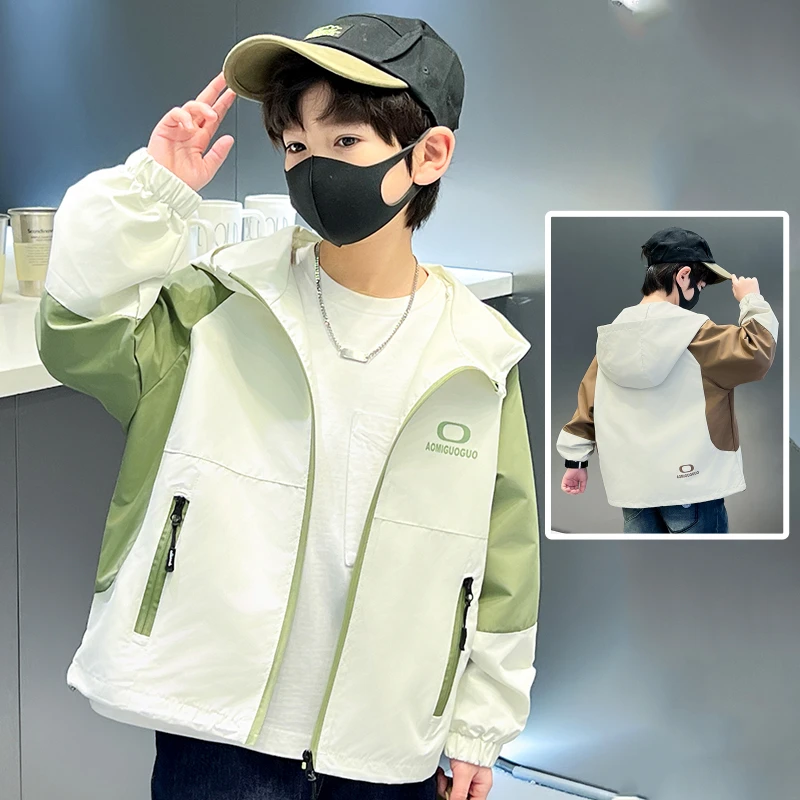 儿童装男童外套秋装2025新款大童冲锋衣连帽春秋季薄款运动服上衣