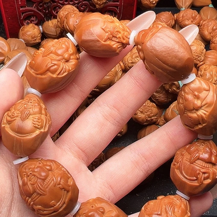 橄榄核吊坠橄榄核雕手串
