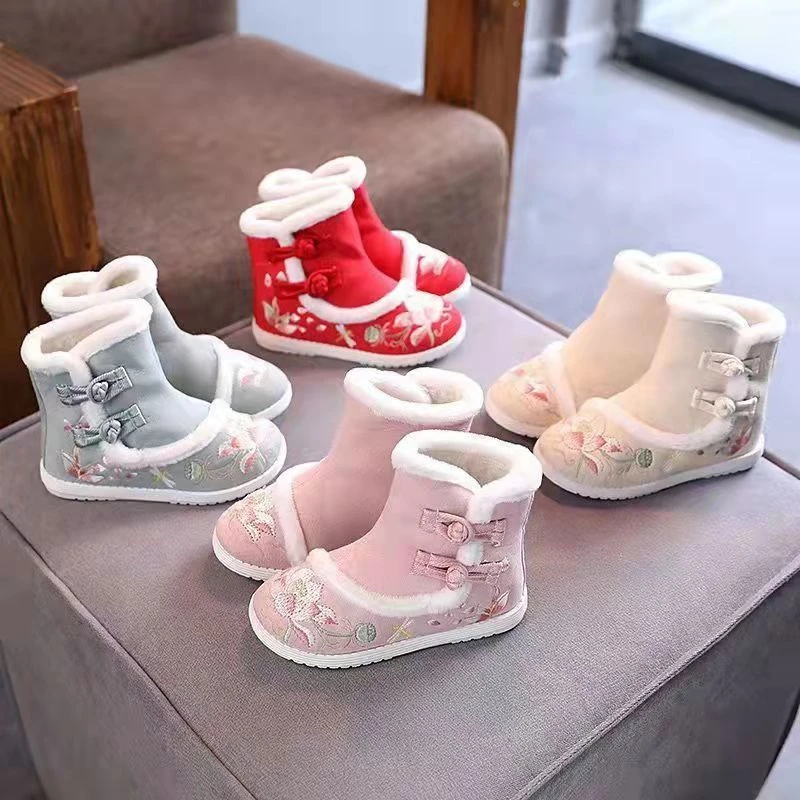 儿童汉服绣花鞋女童棉鞋中国风加绒冬季拜年鞋宝宝古风舞蹈棉靴新