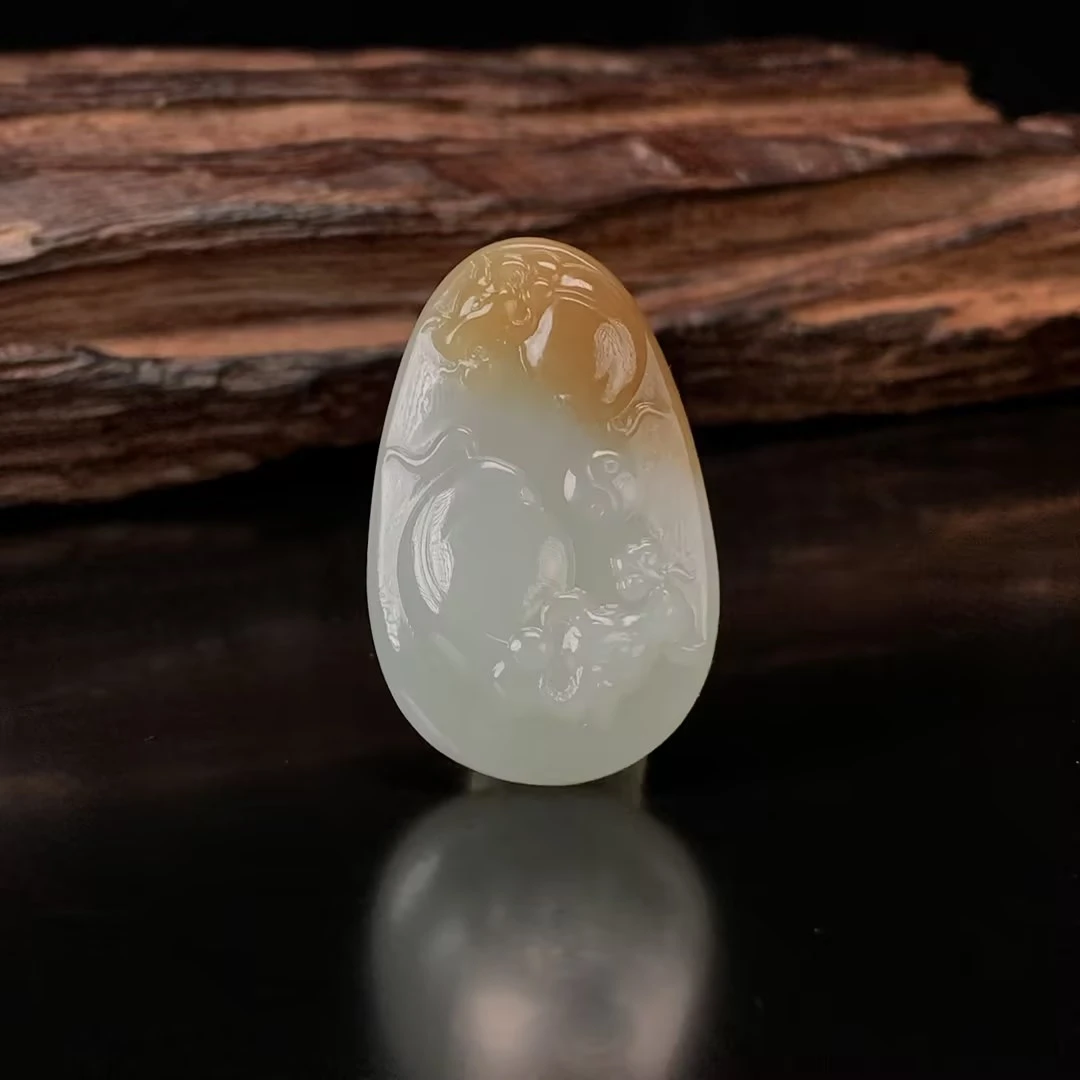 【豫人豫品】和田玉吊坠且末蓝俏糖扭转乾坤J3192