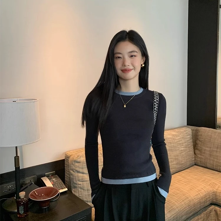 时髦洋气撞色圆领套头针织衫女秋冬修身显瘦打底毛衣内搭长袖上衣