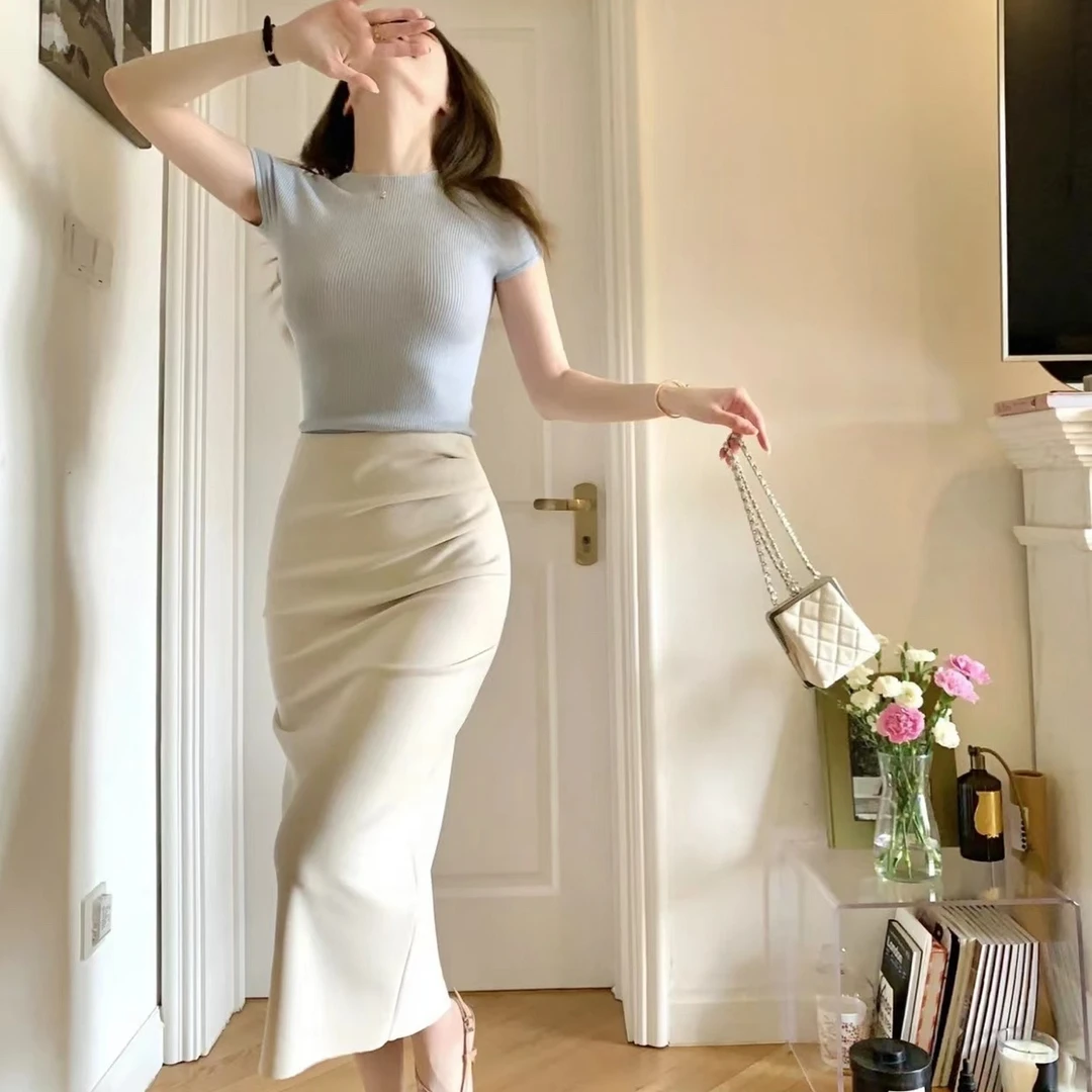 高档洋气百搭半身裙裙子女款爆款2025夏季新款高腰显瘦气质包臀裙