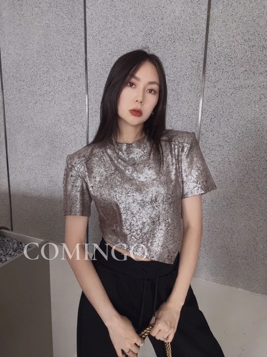 有货小木南#30269夏季福利垫肩高品质不规则上衣