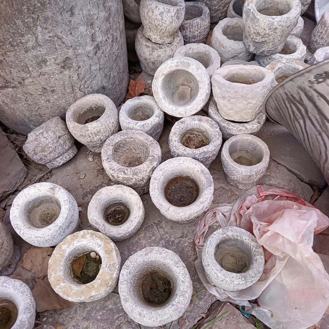 农村老石器旧石材家用捣蒜臼