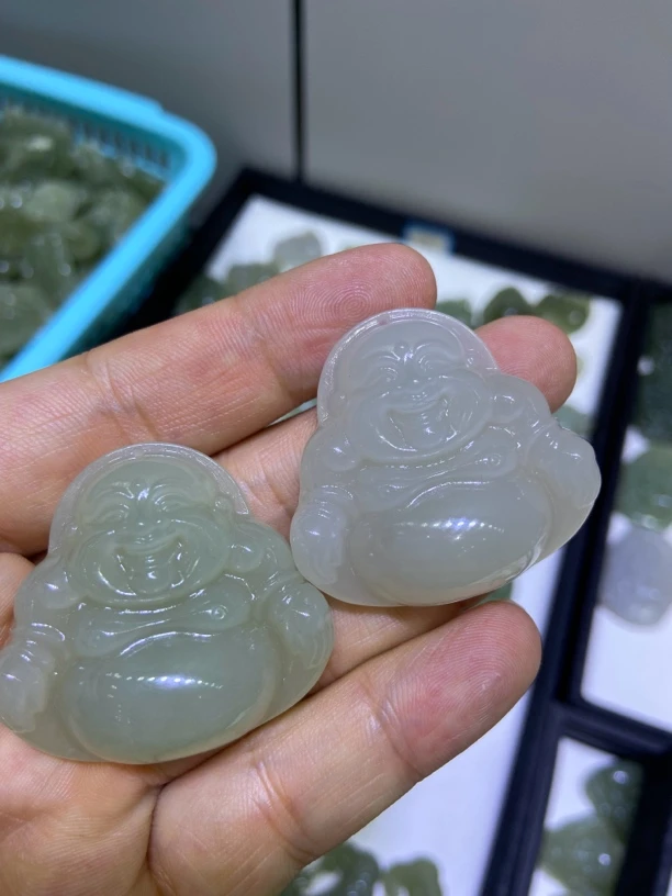 40mm青海料和田玉佛公，多色可选，单件价格，随机发货