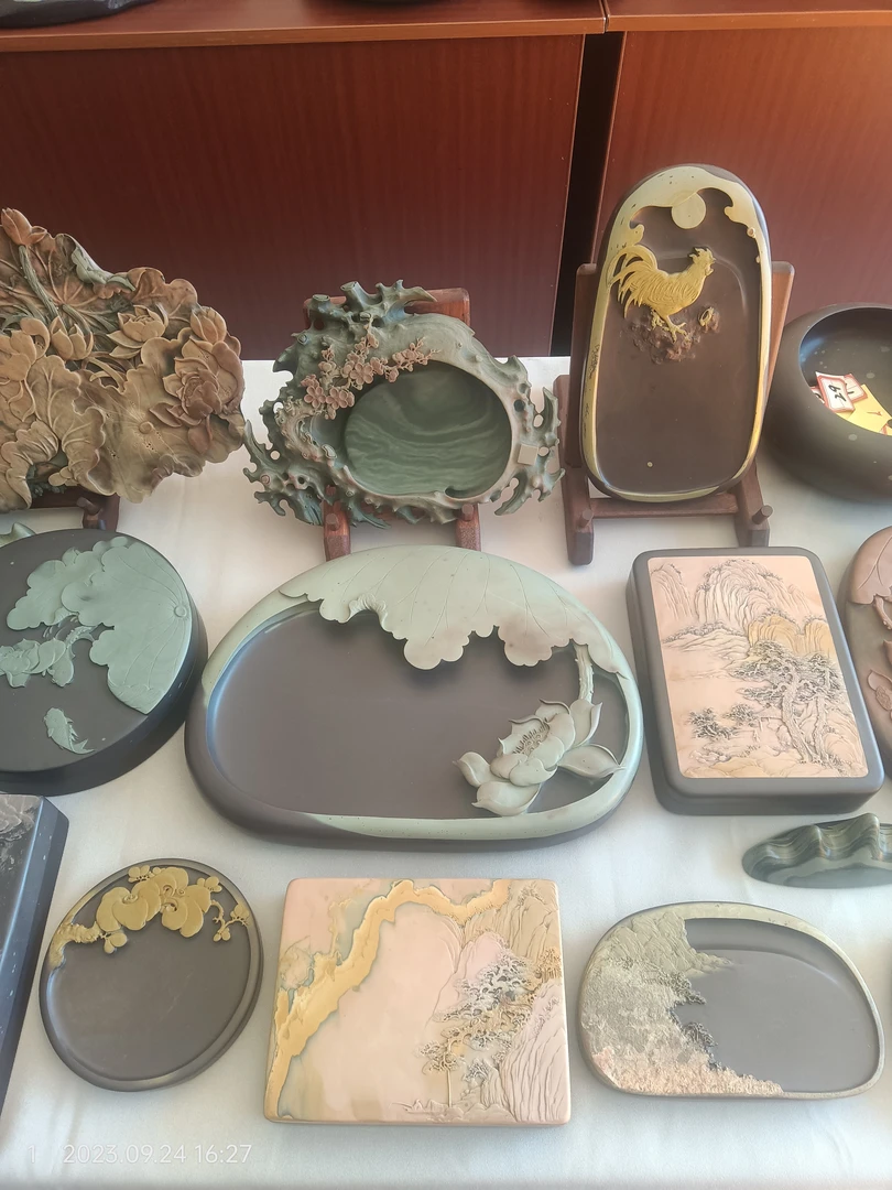 苴却砚 彩砚 天然颜色 纯手工雕刻