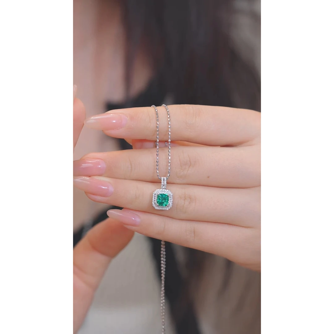 祖母绿吊坠不含链18K金镶嵌（0.7ct）@@U9139