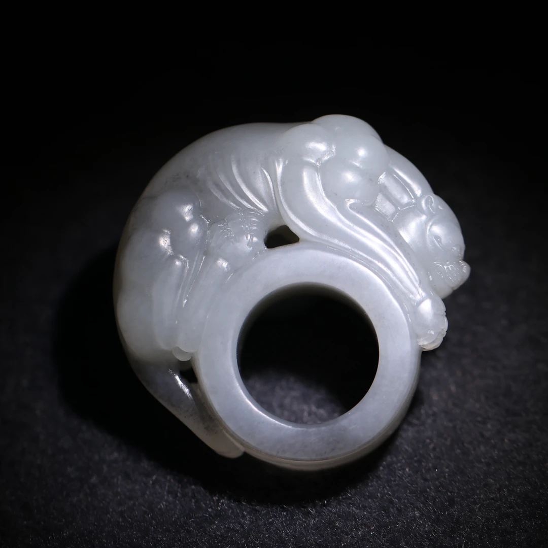 庭硕 和田玉白玉青花豹暴富扳指熟糯油性大师工21.8圈口55*55厚20