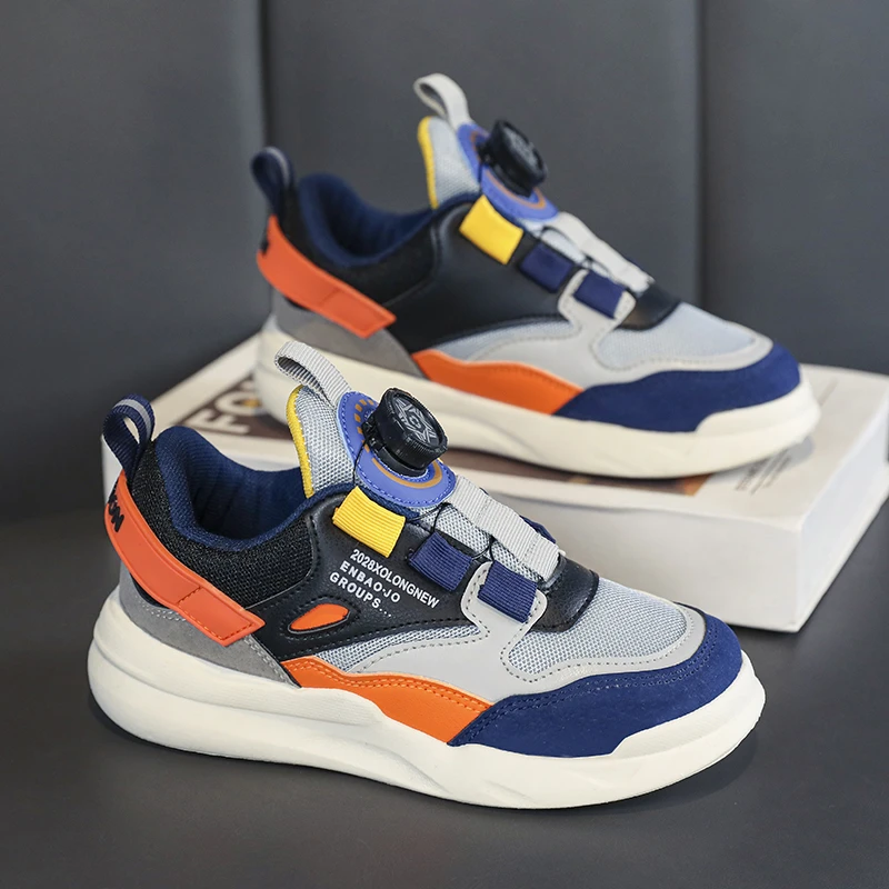 鸿尔星童克男童鞋春季2024新款儿童运动鞋中大童旋转纽扣男孩板鞋