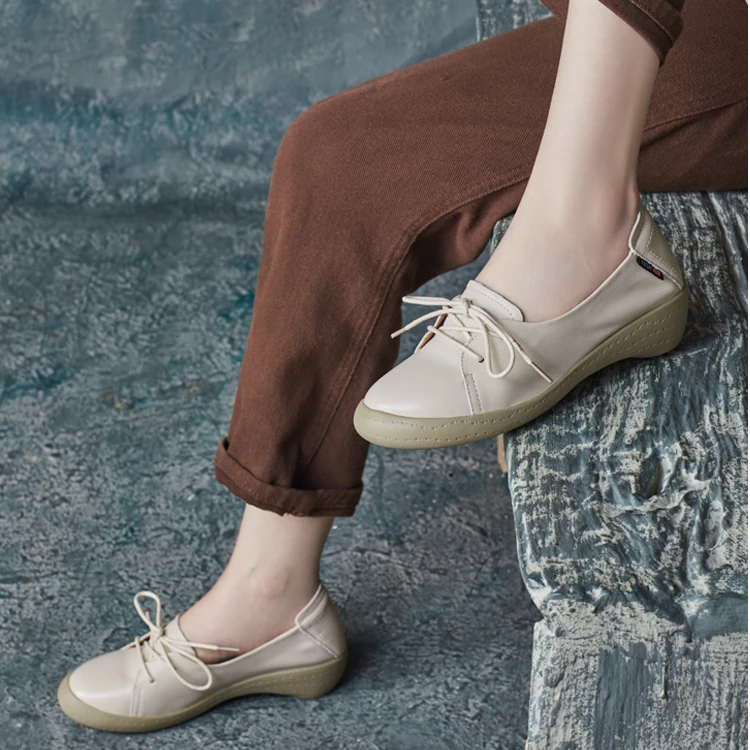 2025秋季新款英伦风牛皮圆头厚底坡跟软底系带女鞋单鞋系带护士鞋