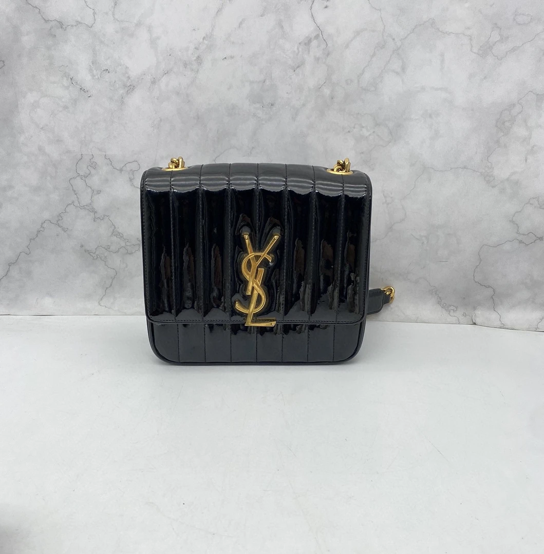 99新 YSL/圣罗兰 老六二奢/98新/YSL黑金漆皮Viky单肩背