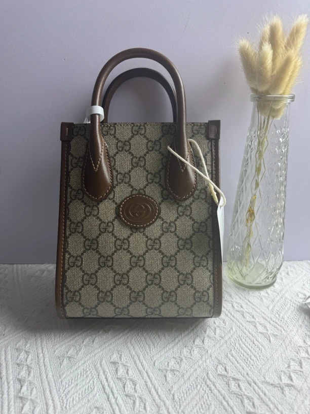 95新 GUCCI/古驰 老六二奢/古驰老花琴谱大全套