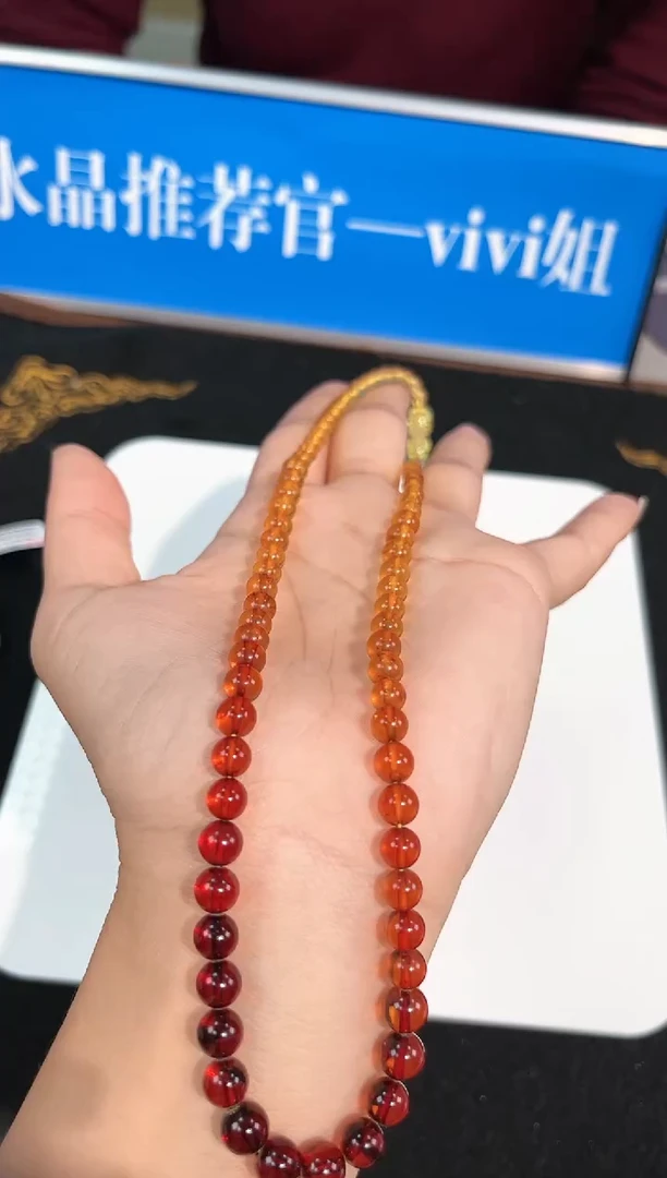 【闪购商品】水晶手链未镶嵌17号金珀渐变血珀项链