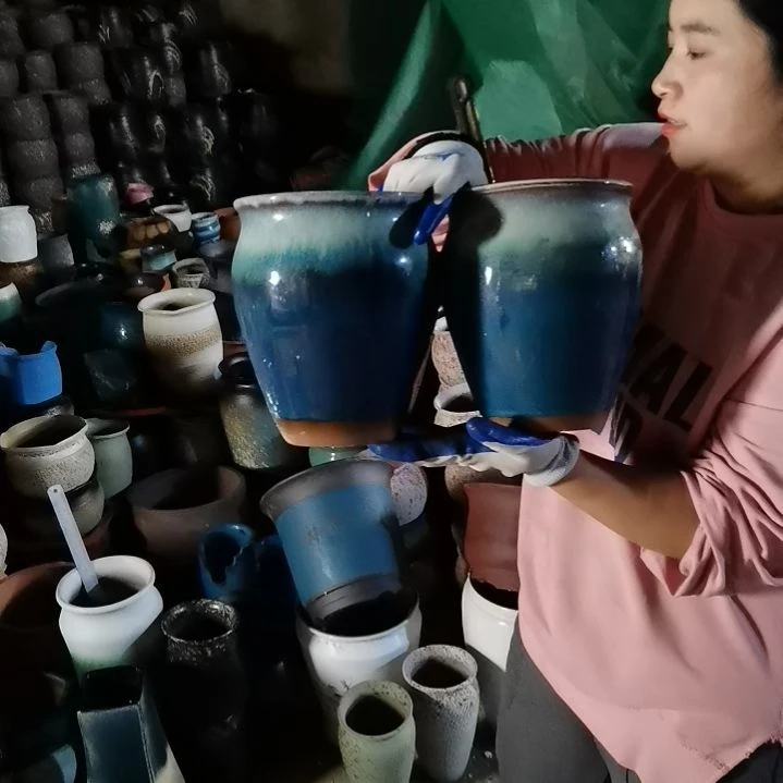 红陶17口21高瑕疵两个