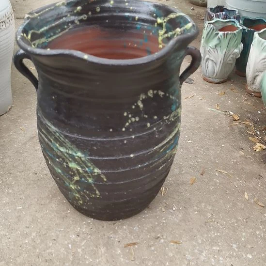 红陶20CM以下口24高31瑕疵