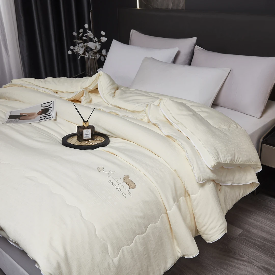 【开心和老吴布袋猪】懒洋洋秋冬蚕丝羊毛大豆蛋白二合一子母被冬被