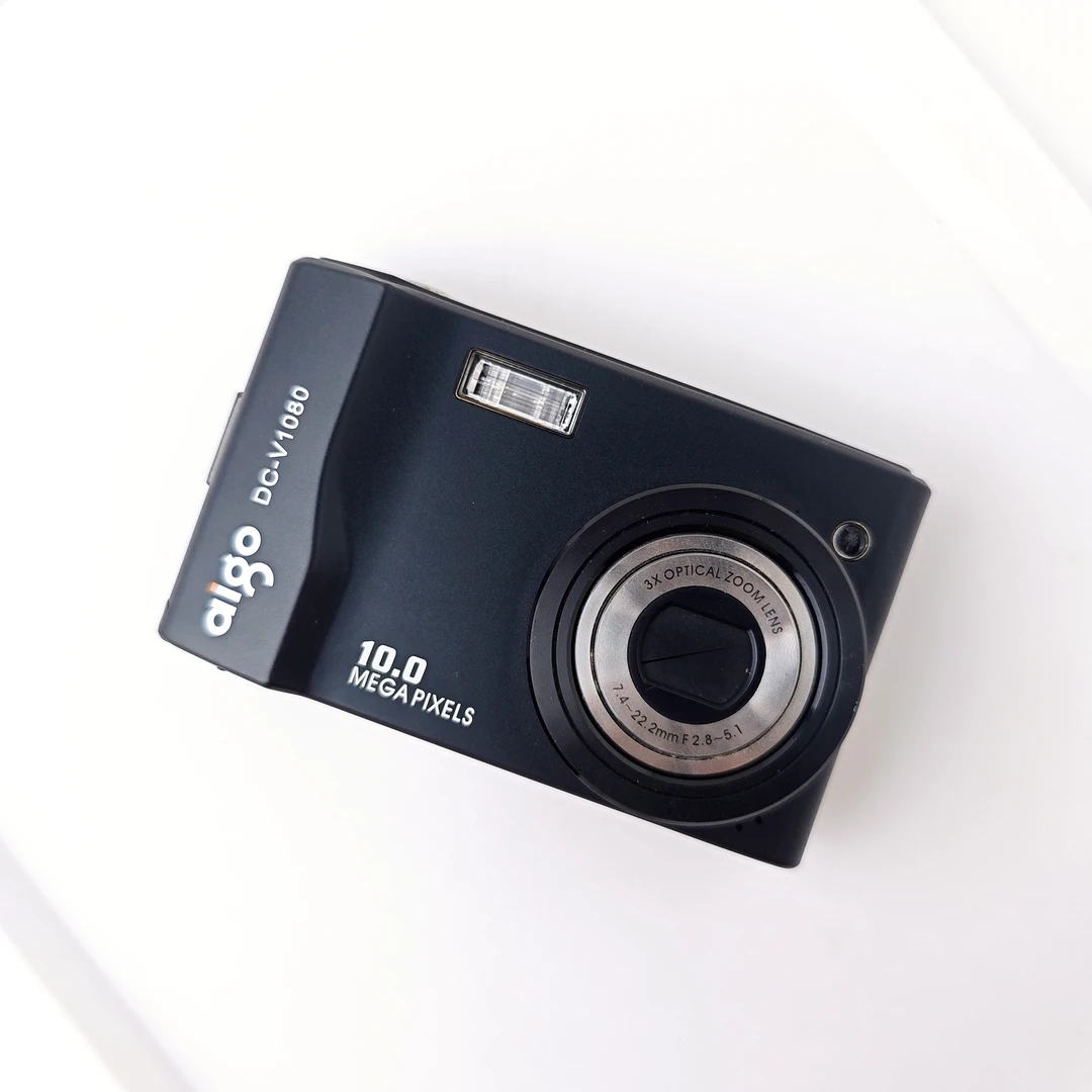 95新 aigo/爱国者 d1080 1000万像素3倍变焦 配件齐全