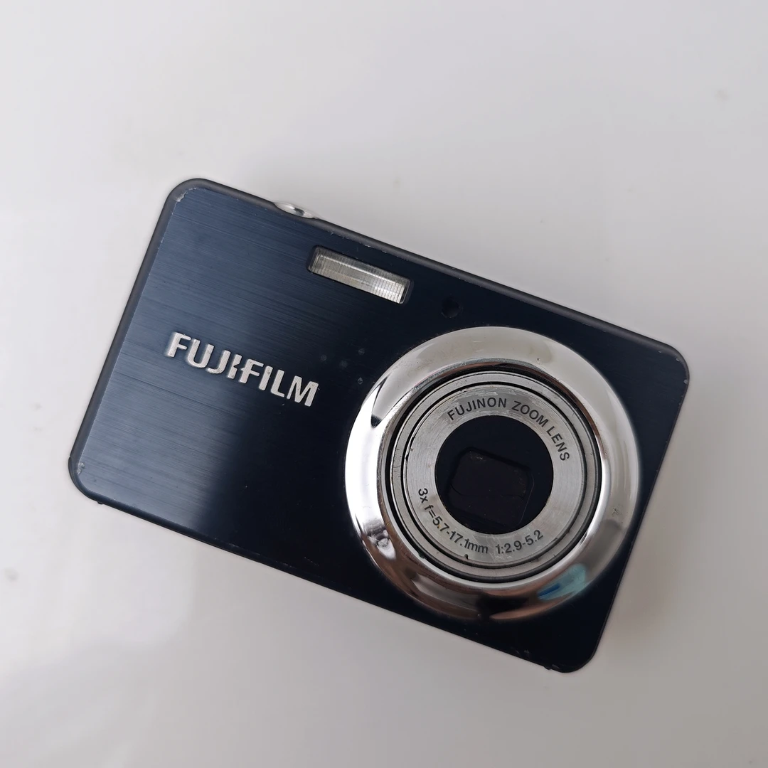9新 Fujifilm/富士 j38 1220万像素3倍变焦 ccd数码相机