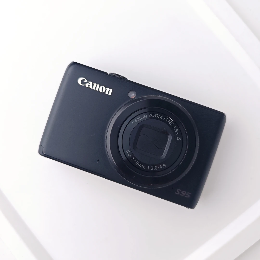 95新 Canon/佳能 s95 热门卡片机 1000万像素3.6倍变焦 配件齐全