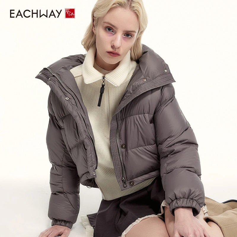 Eachway/艺之卉新款2色白鸭绒中短款保暖连帽羽绒服EKU41R9103
