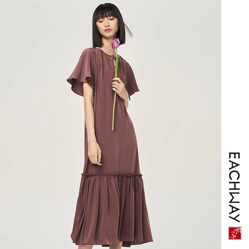 Eachway/艺之卉春夏V领系带荷叶边飘逸蛋糕连衣裙ET11L04296