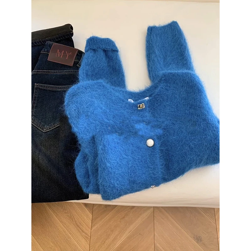 穿搭女装蓝色针织开衫女2025新款秋冬高级感软糯针织女毛衣外套潮