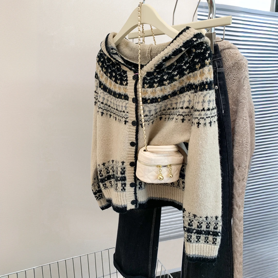 2025秋季新款女费尔岛提花百搭连帽毛衣慵懒宽松加厚针织开衫上衣