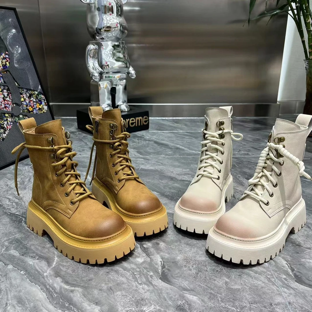 2024早秋大黄蜂马丁靴机车靴时尚工装靴复古潮流做旧短靴厚底女单