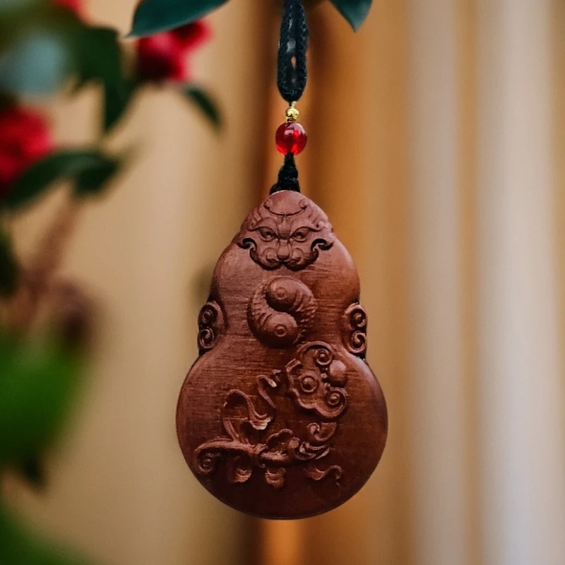 雷击枣木如意八卦鱼雕刻工艺品