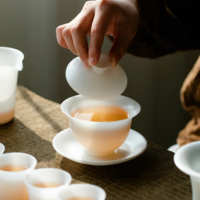 冰种羊脂玉瓷薄胎三才盖碗茶杯单个素烧白瓷泡茶碗不烫手功夫茶具