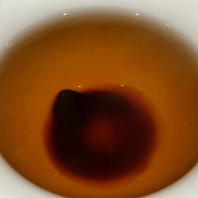 普洱生茶龙珠 +普洱熟茶龙珠 品鉴装