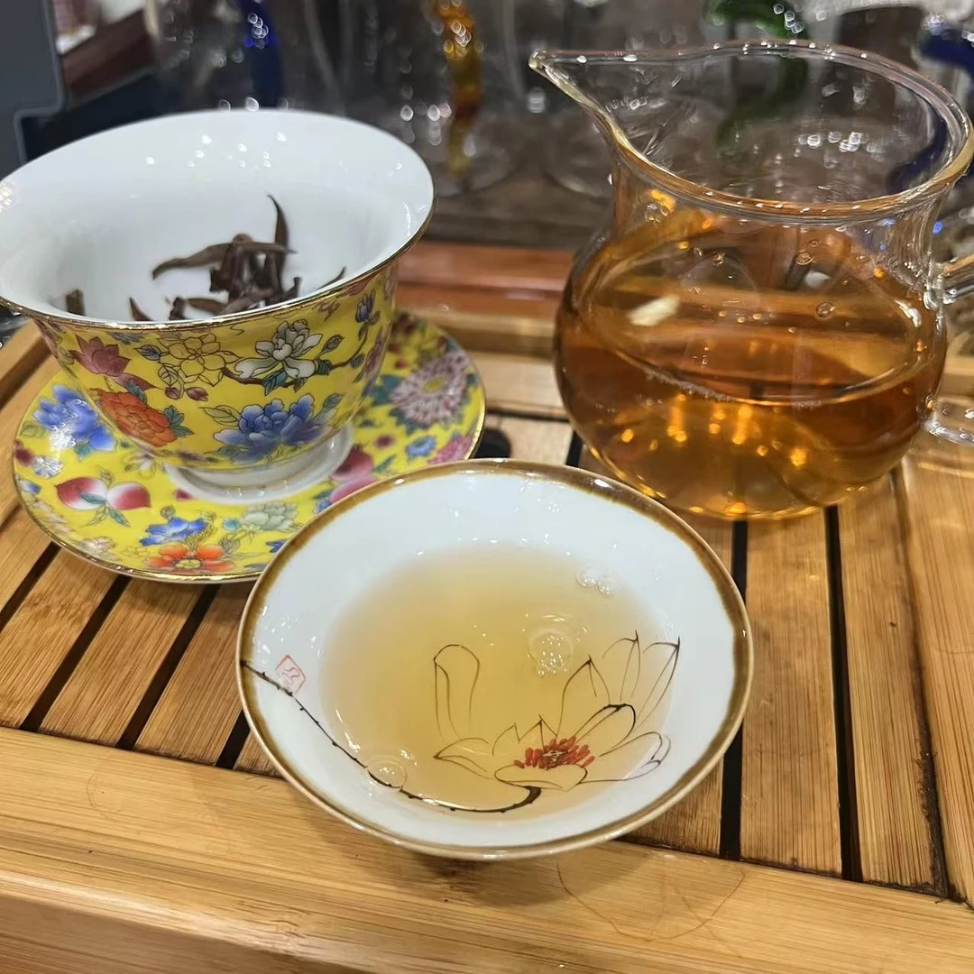 老南关 【古树金芽】云南红茶滇红 花果香蜜甜 高香味醇