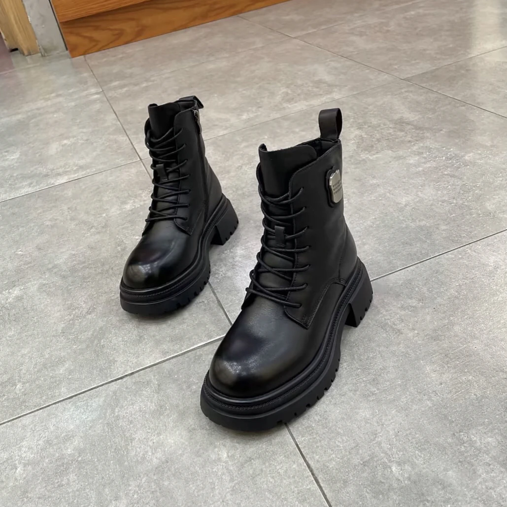 履步梵D128新款秀气版头层牛皮大羊毛马丁靴