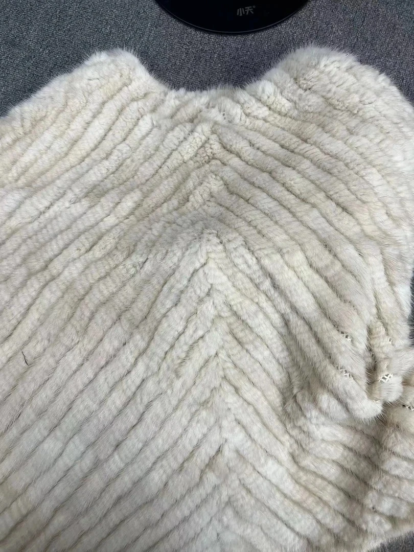 女士时尚服饰服装外套女气质款