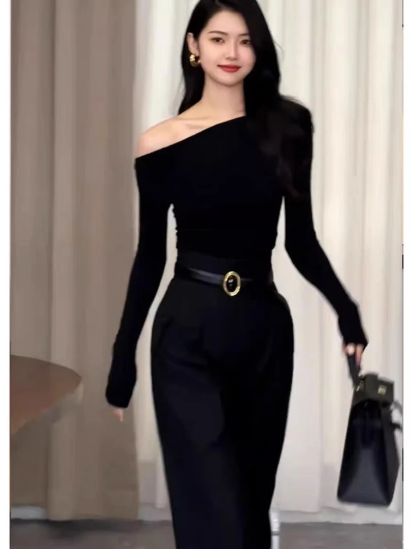 斜肩褶皱长袖T恤女初秋韩系设计感修身百搭打底衫上衣