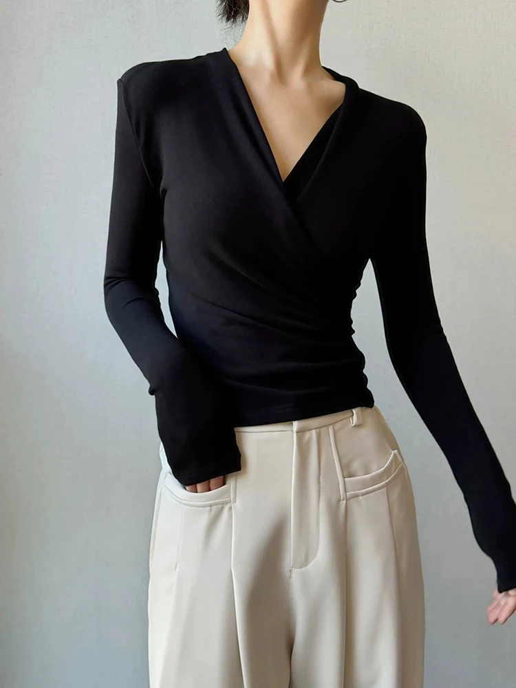 法式v领交叉款长袖打底T恤女新款设计感收腰显瘦内搭正肩上衣秋