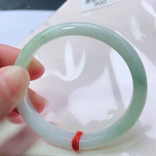 翡翠手镯（贵妃镯）未镶嵌0363号