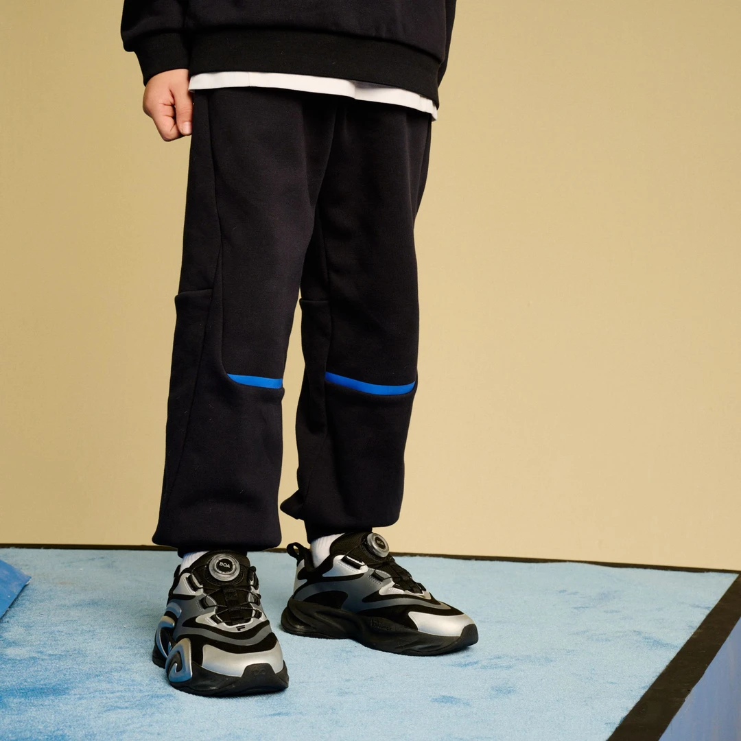 【航海传奇】FILA斐乐儿童男童冬装新款舒适柔软运动裤K12B511601