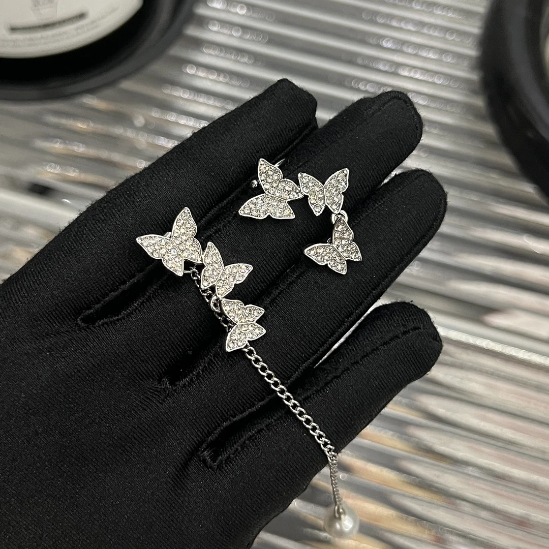 铜合金耳饰 高级感小众耳钉仙女蝴蝶气质轻奢耳环设计师设计感ins