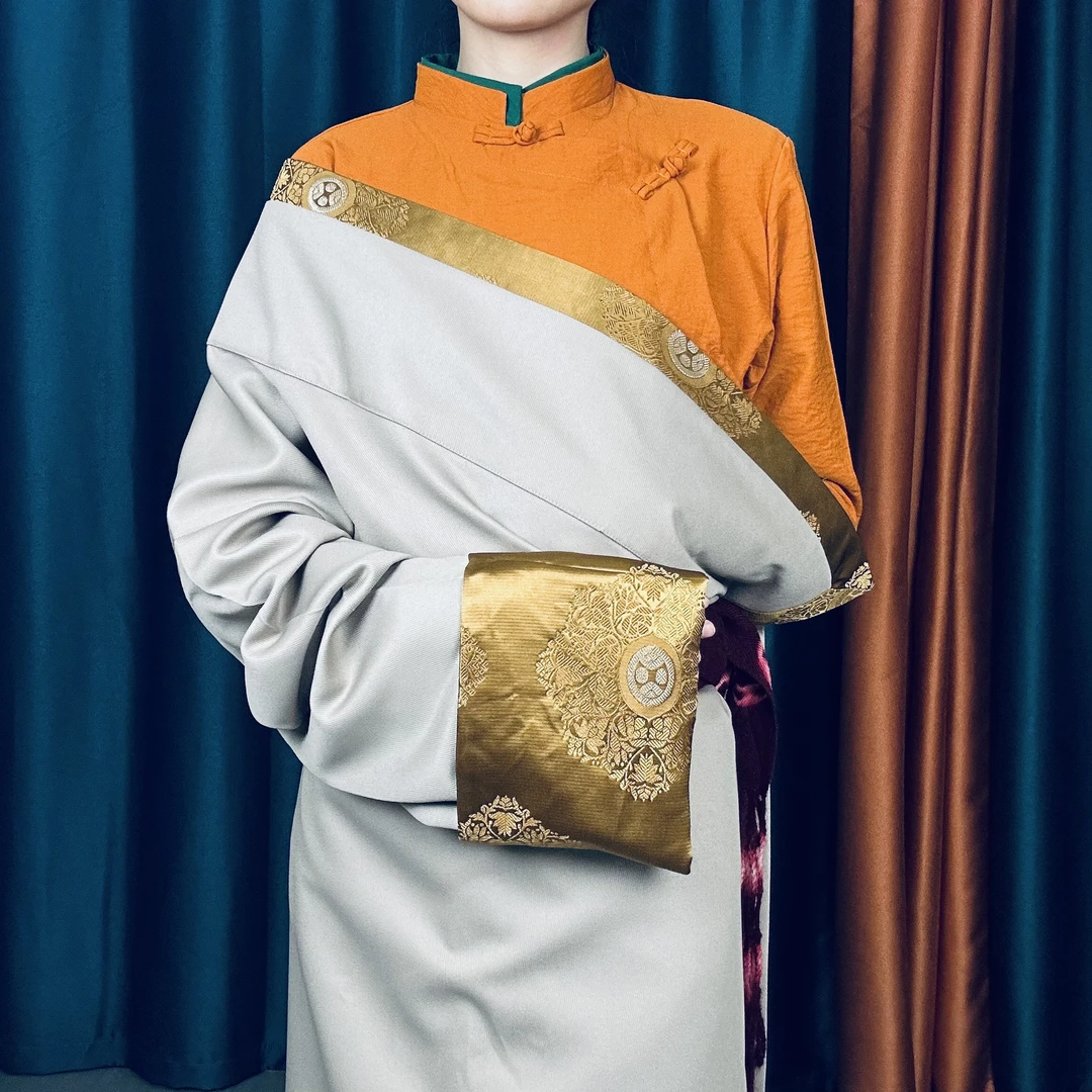 ｛阿佳金金｝新款拼接！时尚百搭！藏式长袍!