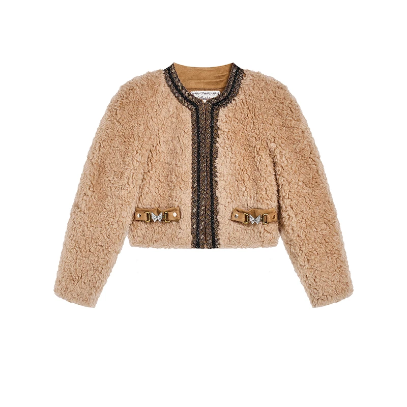 【品牌福利】复古设计感上衣Q0660285