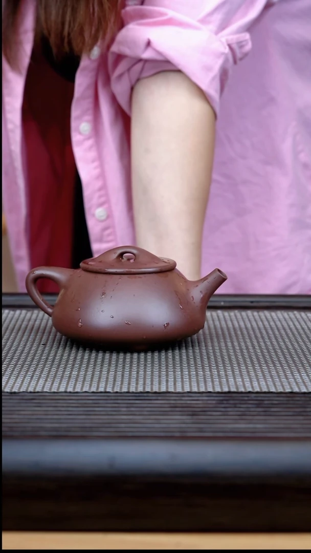 【闪购商品】紫砂茶壶LXR紫泥景州石瓢300cc