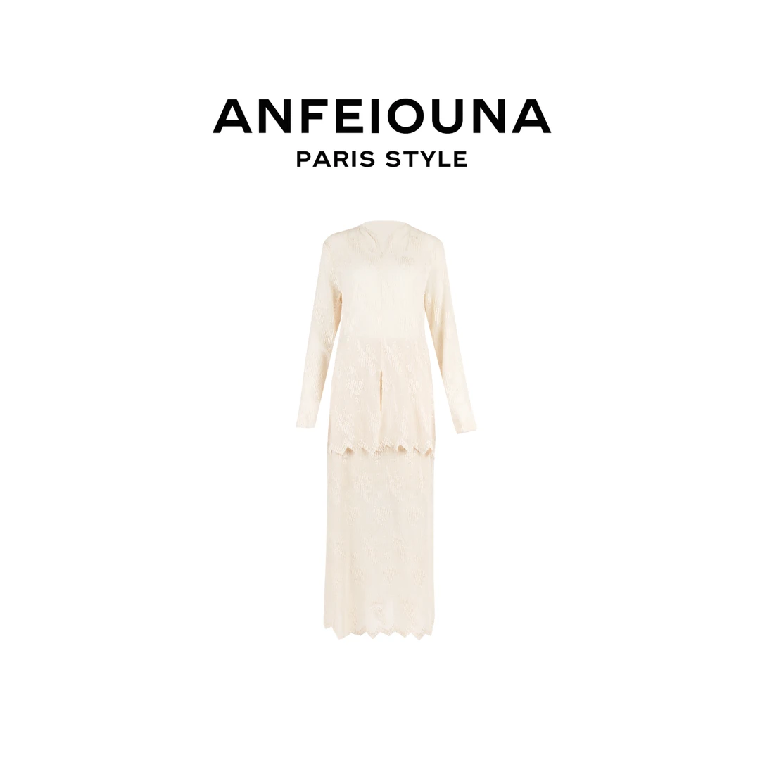 2025新款重工刺绣V领蕾丝衬衫半身裙两件套时尚套装女1118