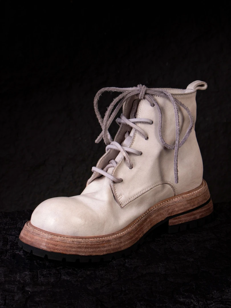 2024新款复古做旧英伦风高帮马皮马丁靴时尚休闲厚底女士