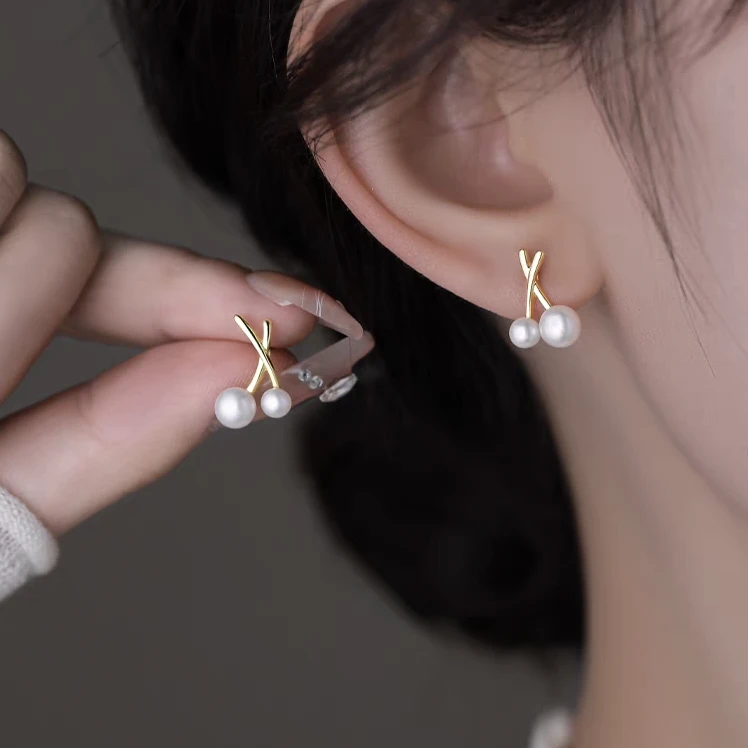 铜合金耳饰 简约交叉耳钉时尚百搭个性复古通勤设计感耳饰E989