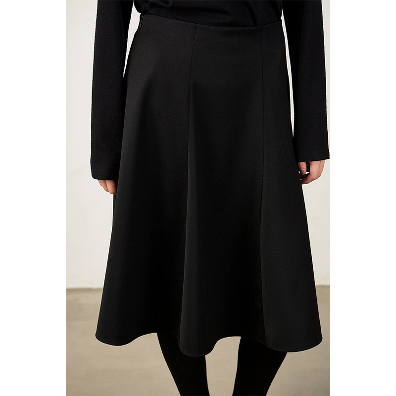 CLEANFLOW | 黑色山羊绒混纺百合型裁剪半身裙